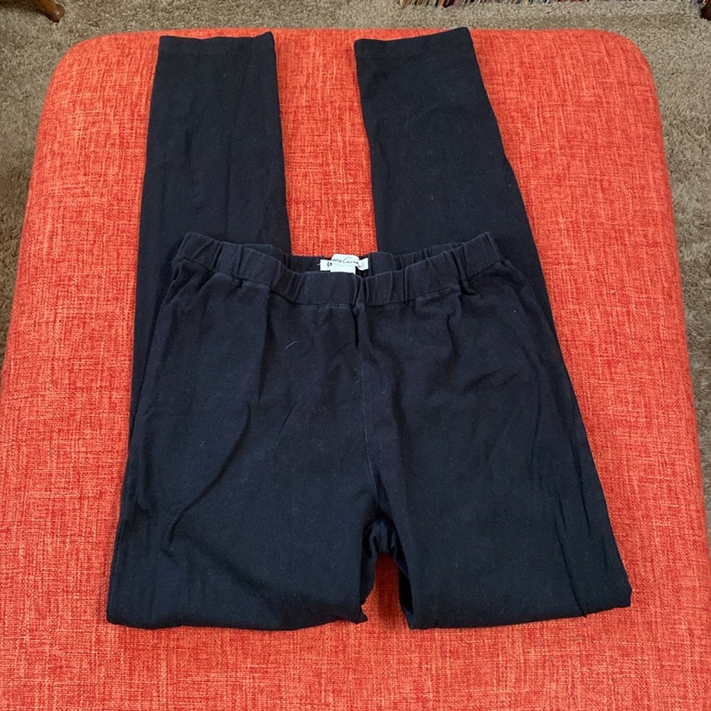 Y2K Kenneth Cole New York Black Cotton Leggings Pants
Buttons at ankle